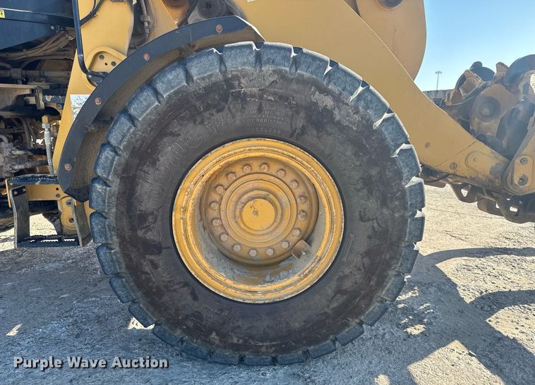 image for item EE0055 2019 Caterpillar 938M wheel loader
