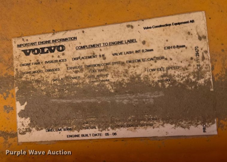 image for item EE0056 2006 Volvo A30D water wagon