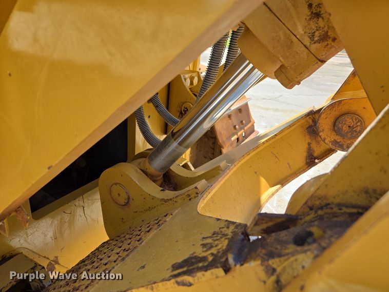 image for item EE0057 2019 Caterpillar D6K2 XL dozer