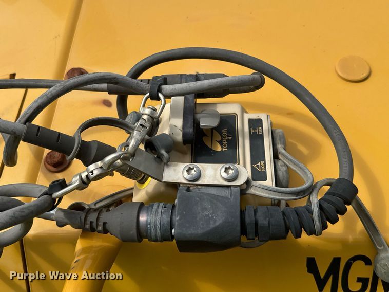 image for item EE0057 2019 Caterpillar D6K2 XL dozer