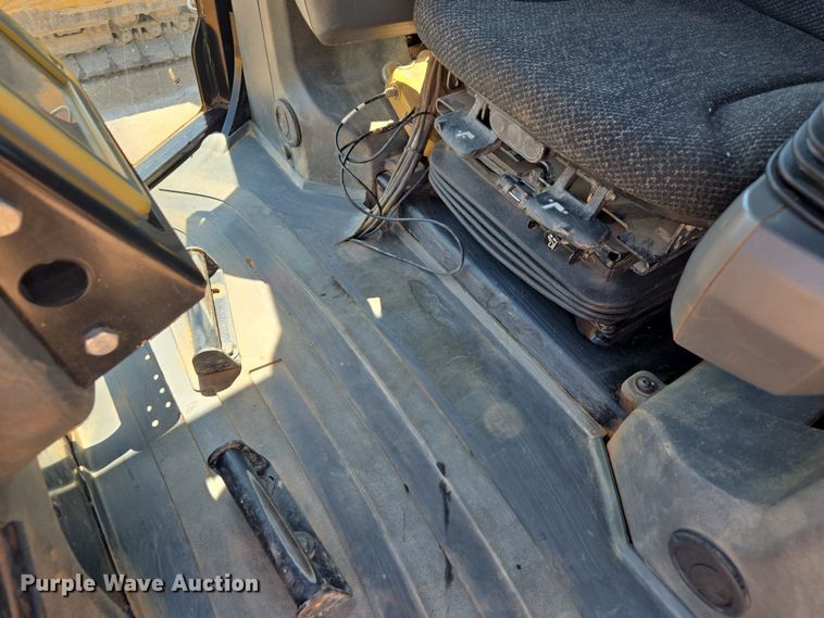 image for item EE0057 2019 Caterpillar D6K2 XL dozer