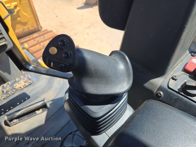 image for item EE0057 2019 Caterpillar D6K2 XL dozer