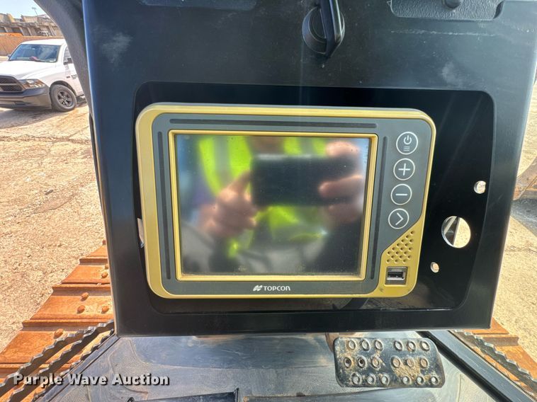 image for item EE0057 2019 Caterpillar D6K2 XL dozer