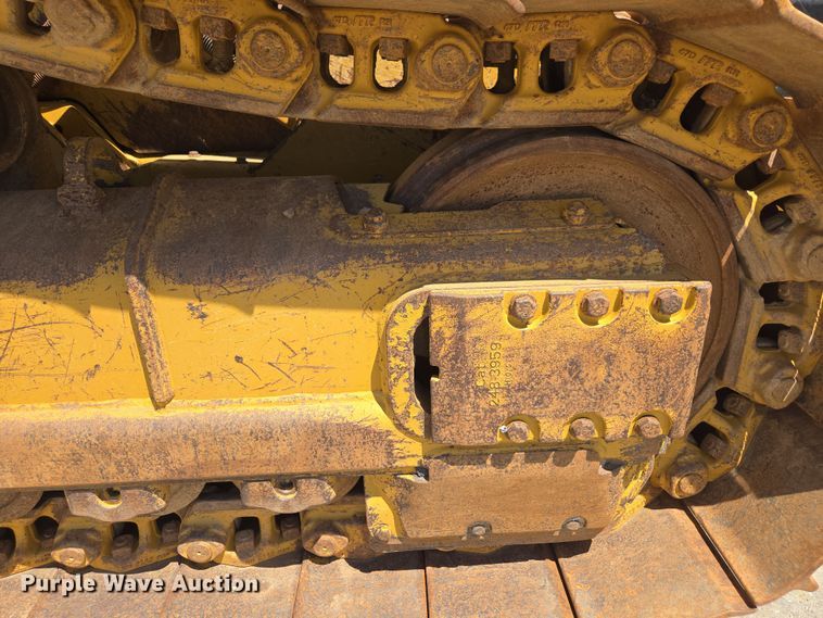 image for item EE0057 2019 Caterpillar D6K2 XL dozer