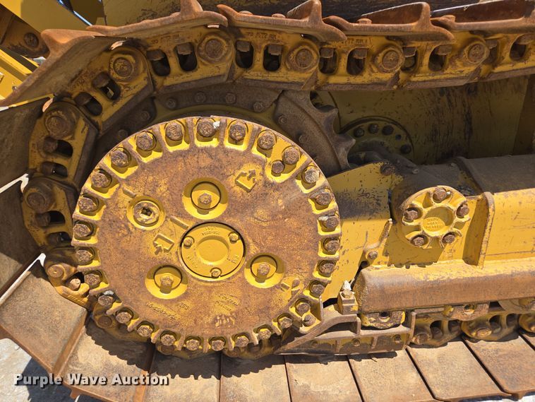 image for item EE0057 2019 Caterpillar D6K2 XL dozer