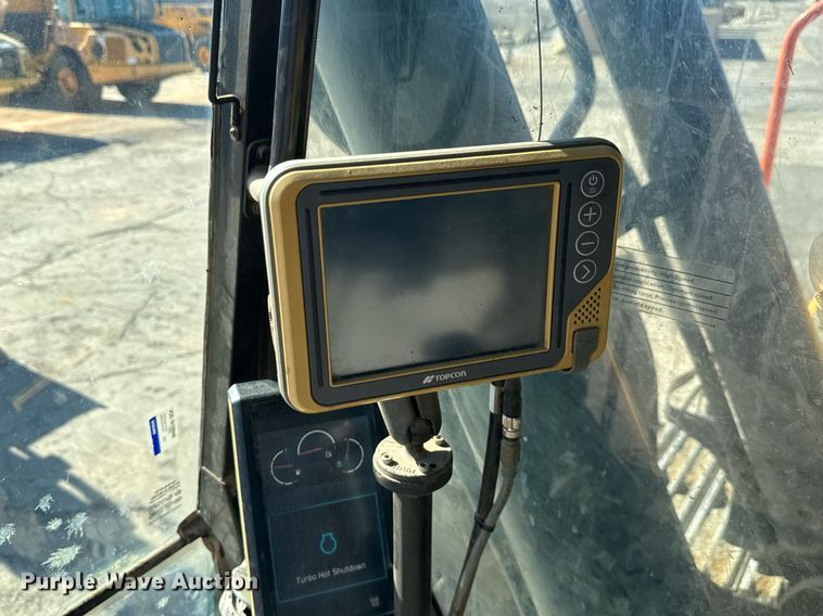 image for item EE0058 2018 Volvo EC480EL excavator