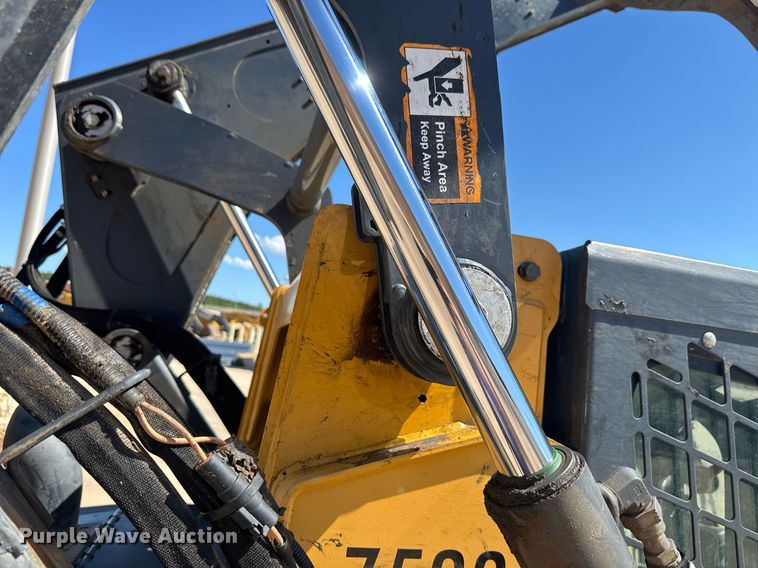 image for item EE0059 2018 John Deere 333G tracked skid steer loader