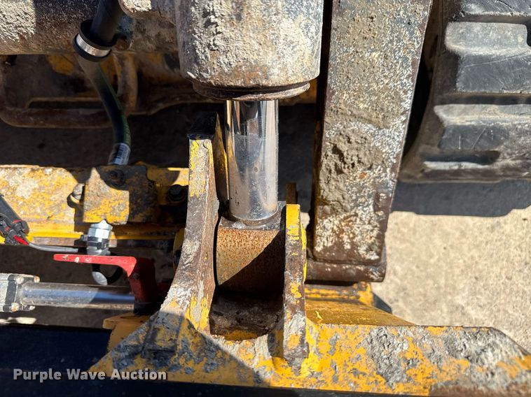 image for item EE0059 2018 John Deere 333G tracked skid steer loader