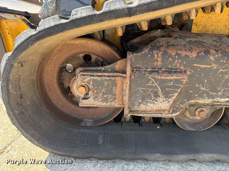 image for item EE0059 2018 John Deere 333G tracked skid steer loader