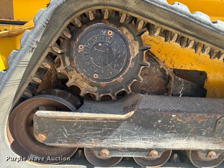 image for item EE0059 2018 John Deere 333G tracked skid steer loader