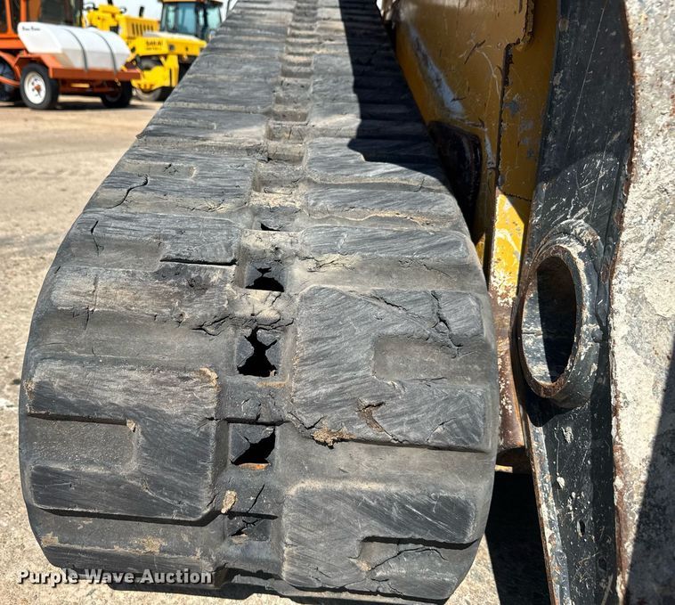 image for item EE0059 2018 John Deere 333G tracked skid steer loader