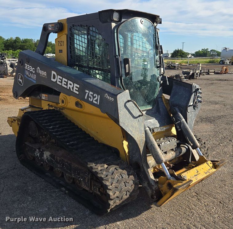 image for item EE0061 2018 John Deere 333G tracked skid steer loader