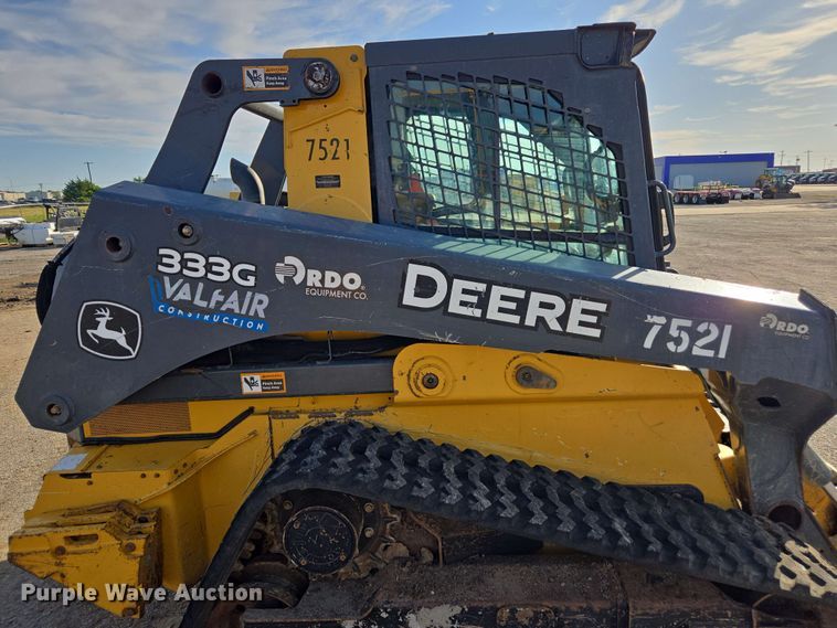 image for item EE0061 2018 John Deere 333G tracked skid steer loader