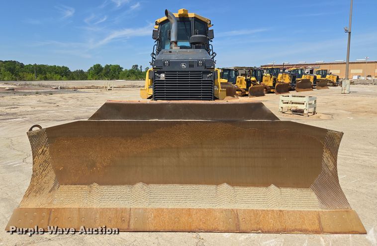 image for item EE0062 2018 John Deere 850K WLT dozer