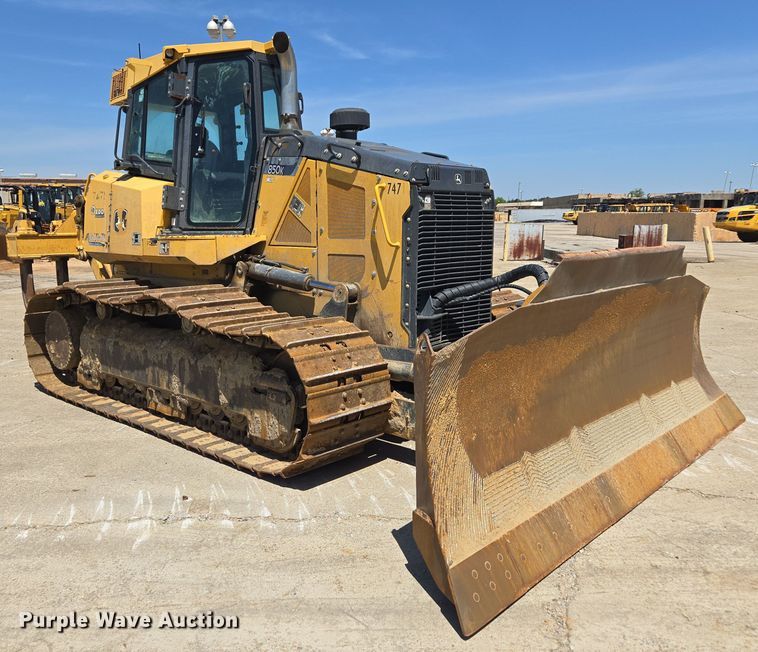 image for item EE0062 2018 John Deere 850K WLT dozer