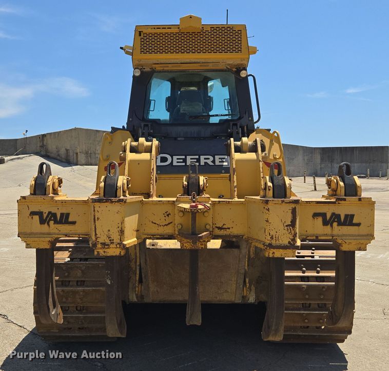 image for item EE0062 2018 John Deere 850K WLT dozer