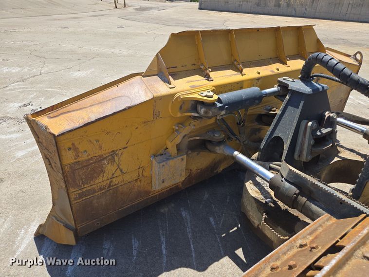 image for item EE0062 2018 John Deere 850K WLT dozer