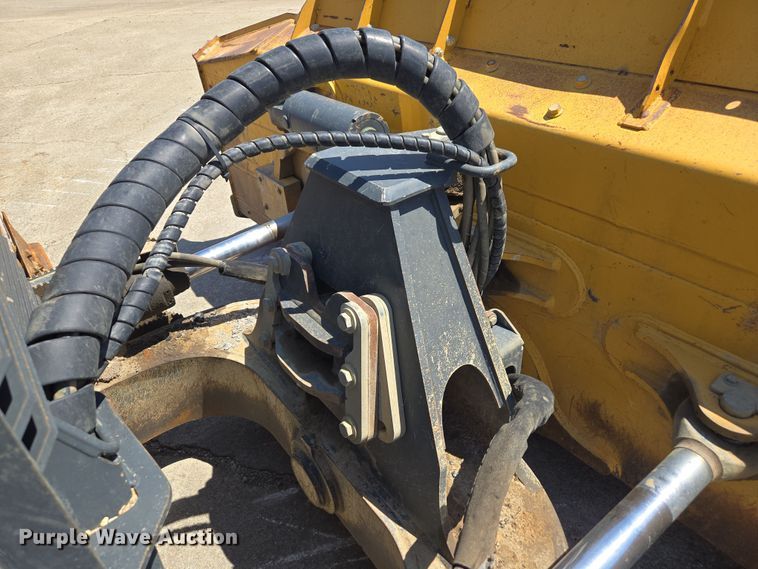 image for item EE0062 2018 John Deere 850K WLT dozer