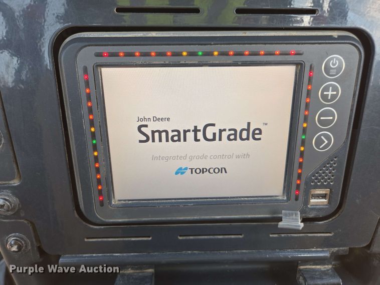 image for item EE0062 2018 John Deere 850K WLT dozer