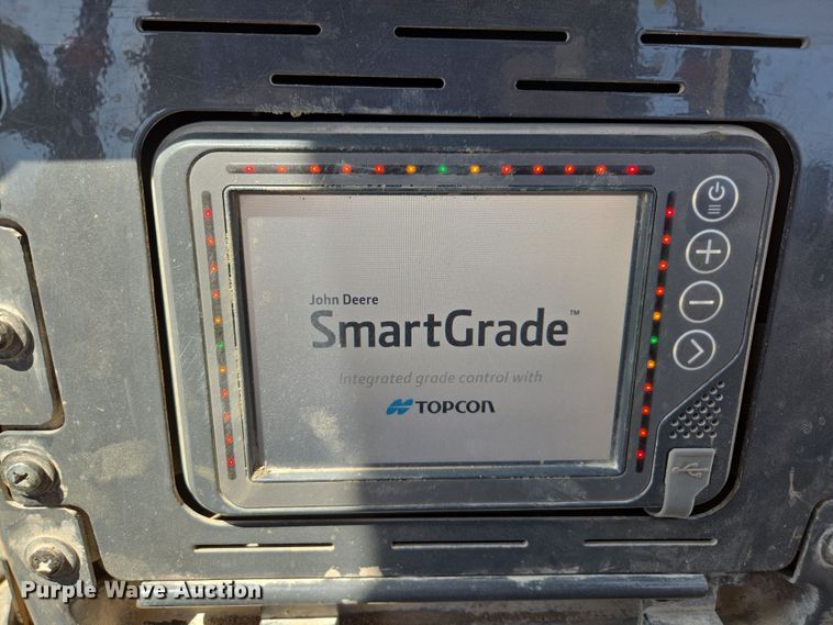 image for item EE0062 2018 John Deere 850K WLT dozer