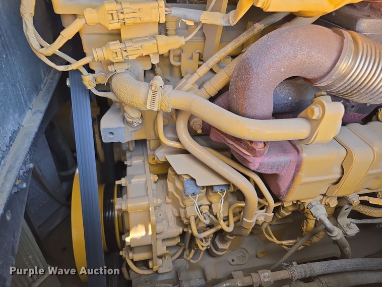 image for item EE0062 2018 John Deere 850K WLT dozer