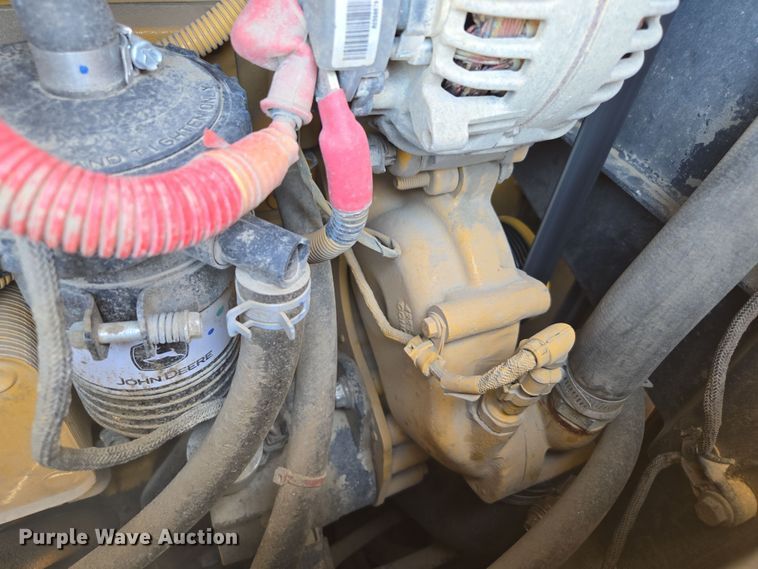 image for item EE0062 2018 John Deere 850K WLT dozer