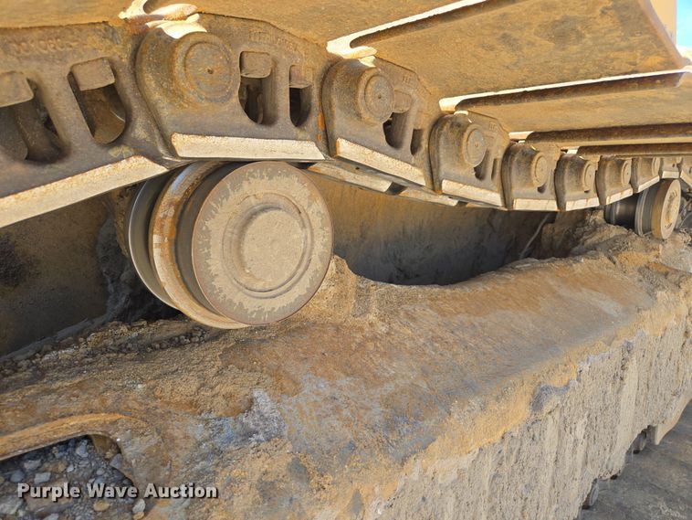 image for item EE0062 2018 John Deere 850K WLT dozer