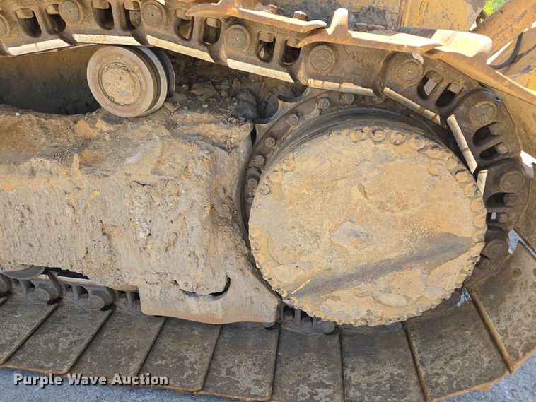 image for item EE0062 2018 John Deere 850K WLT dozer