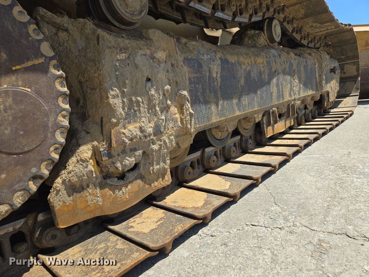 image for item EE0062 2018 John Deere 850K WLT dozer