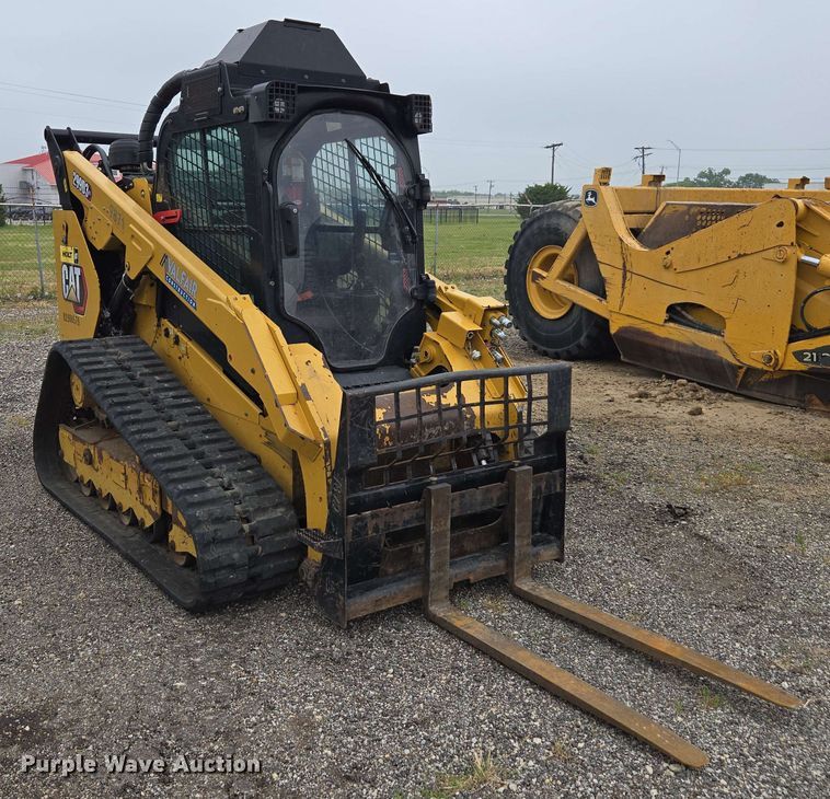 image for item EE0063 2019 Caterpillar 299D3 XE forestry tracked skid steer loader