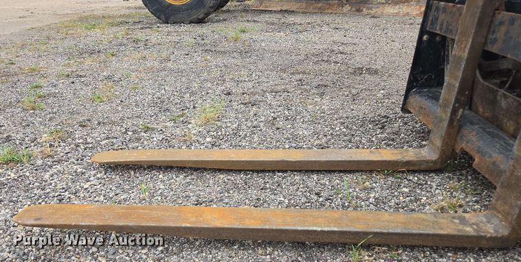 image for item EE0063 2019 Caterpillar 299D3 XE forestry tracked skid steer loader