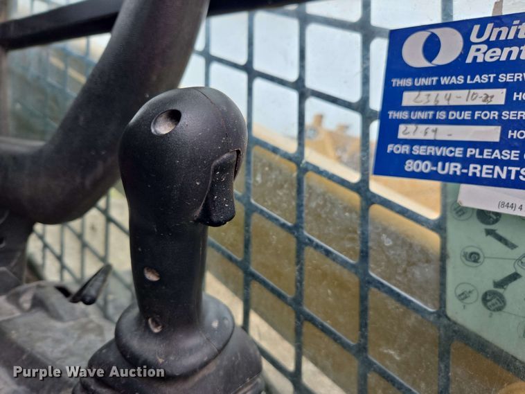 image for item EE0063 2019 Caterpillar 299D3 XE forestry tracked skid steer loader