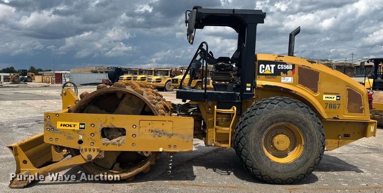 image for item EE0064 2019 Caterpillar CS56B single drum vibratory roller