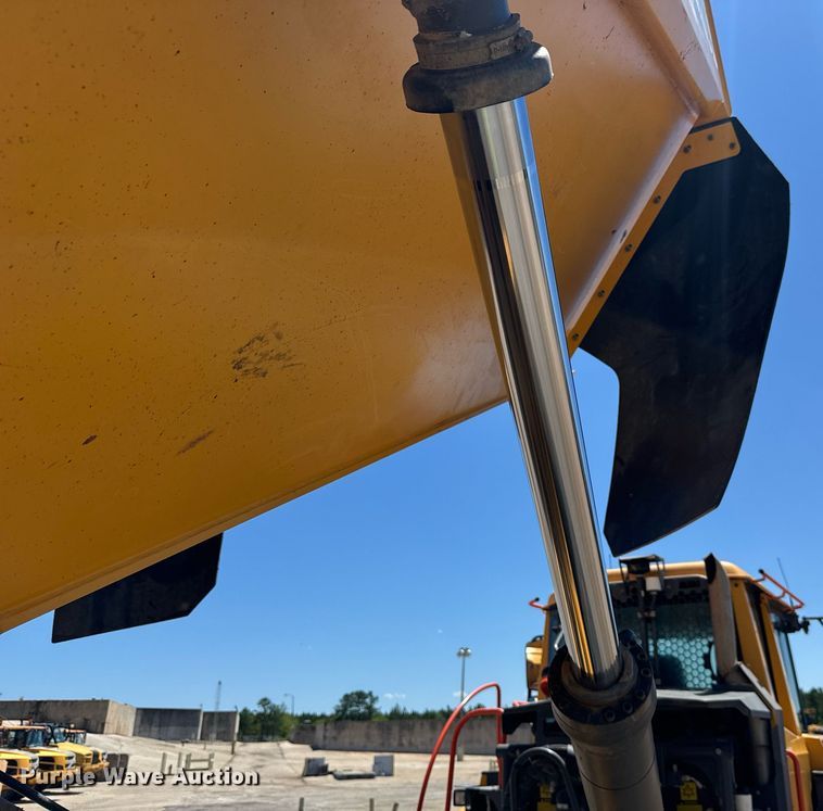 image for item EE0066 2018 Volvo A25G articulated haul truck