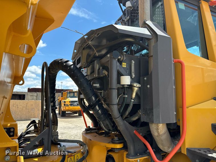 image for item EE0067 2018 Volvo A25G articulated haul truck