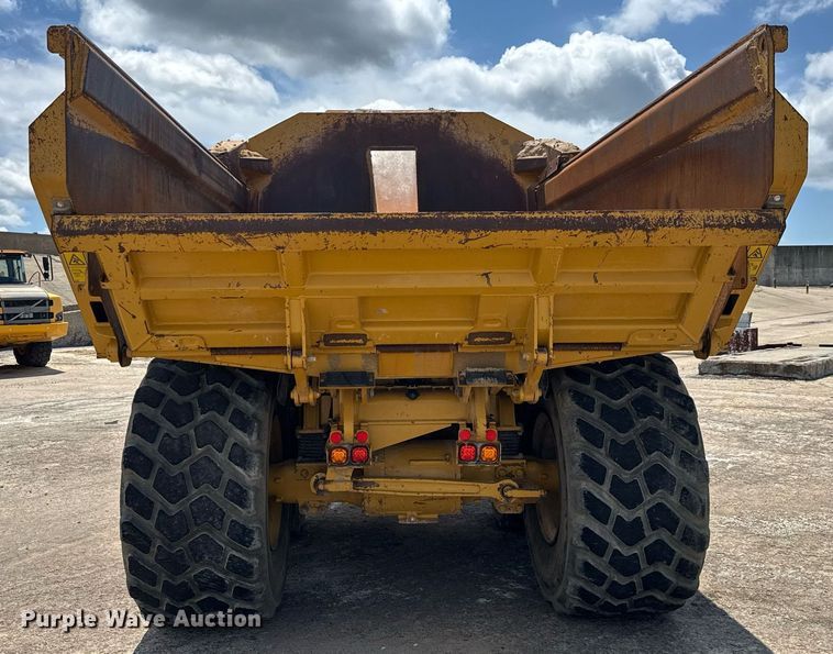 image for item EE0068 2018 Caterpillar 730C2 EJ articulated haul truck