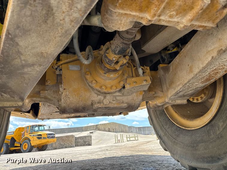 image for item EE0068 2018 Caterpillar 730C2 EJ articulated haul truck