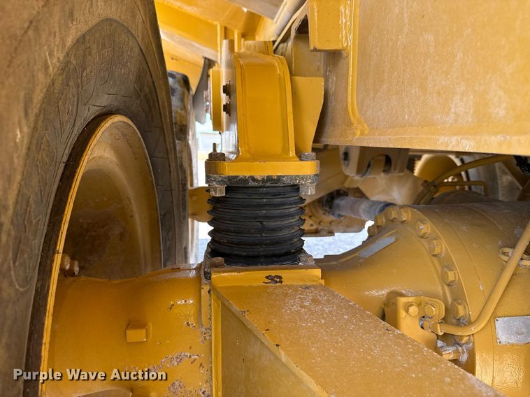 image for item EE0068 2018 Caterpillar 730C2 EJ articulated haul truck