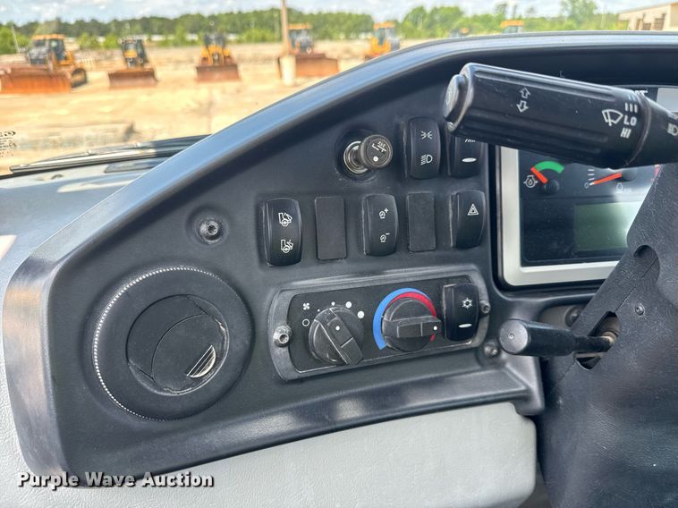 image for item EE0068 2018 Caterpillar 730C2 EJ articulated haul truck