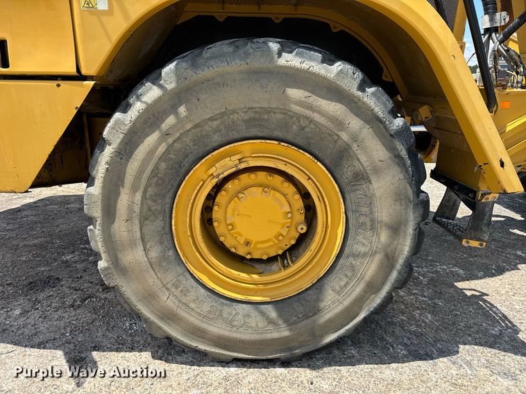 image for item EE0068 2018 Caterpillar 730C2 EJ articulated haul truck