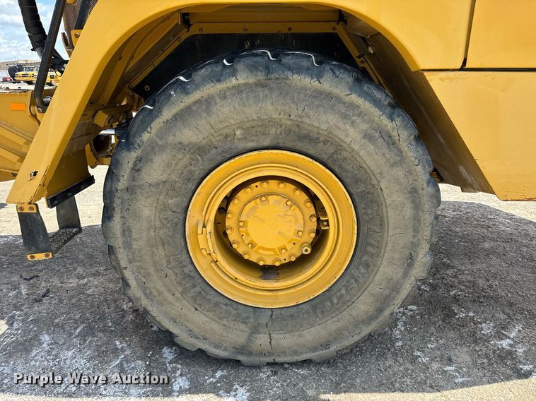 image for item EE0068 2018 Caterpillar 730C2 EJ articulated haul truck