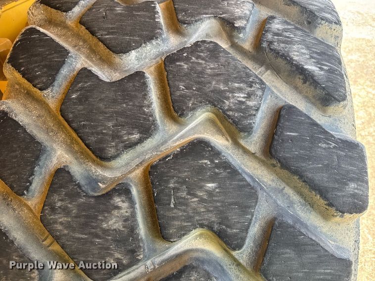 image for item EE0068 2018 Caterpillar 730C2 EJ articulated haul truck