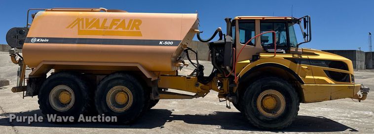 image for item EE0069 2015 Volvo A25G water wagon