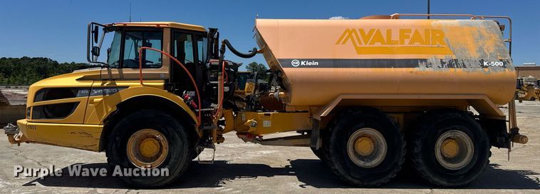 image for item EE0069 2015 Volvo A25G water wagon