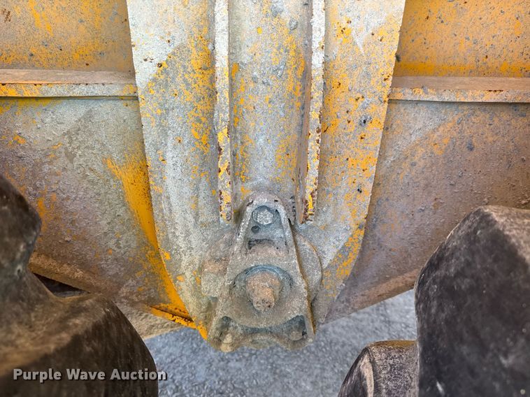 image for item EE0069 2015 Volvo A25G water wagon