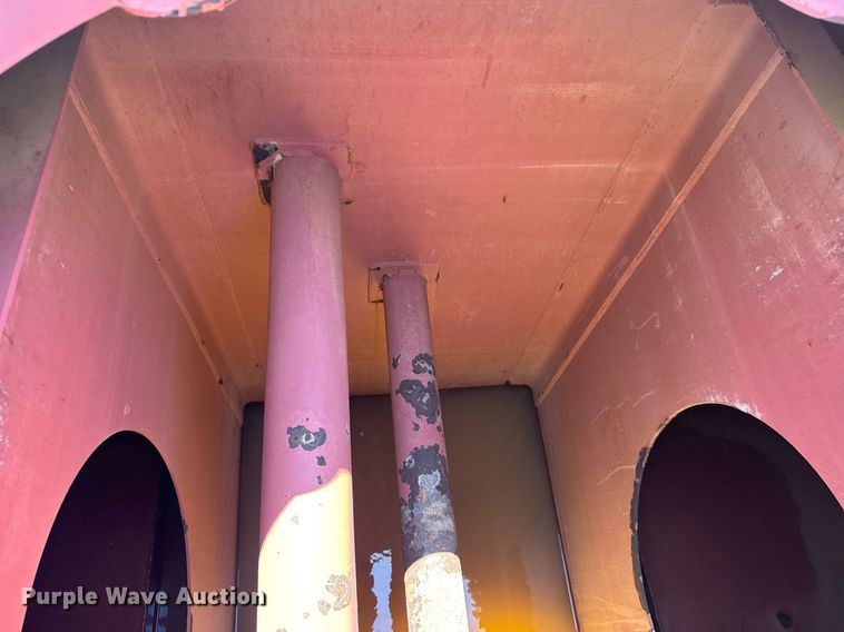 image for item EE0069 2015 Volvo A25G water wagon