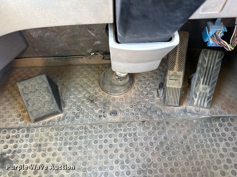 image for item EE0069 2015 Volvo A25G water wagon