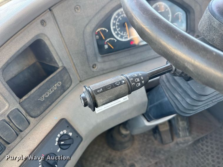 image for item EE0069 2015 Volvo A25G water wagon