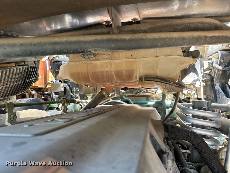 image for item EE0069 2015 Volvo A25G water wagon