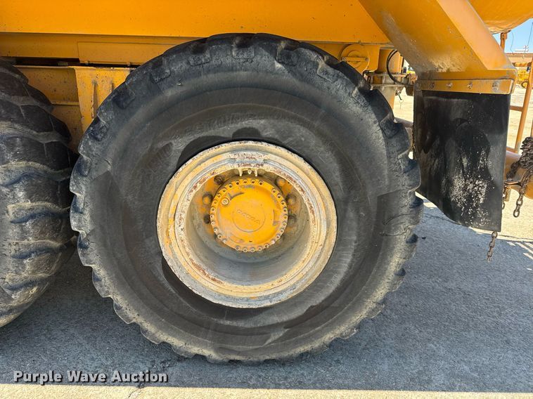 image for item EE0069 2015 Volvo A25G water wagon